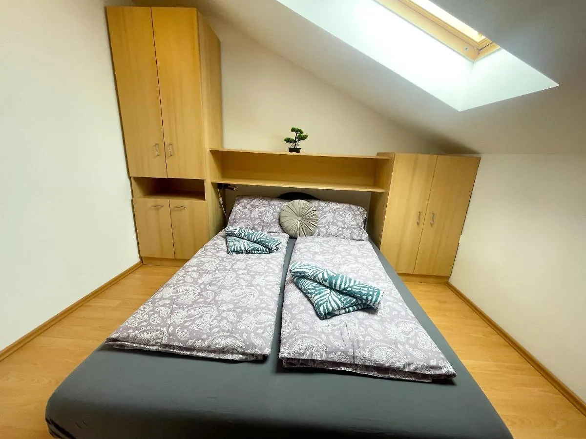 Apartments Golden Palms Dramalj 0*,  Croatia