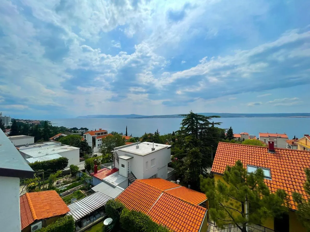 Apartments Golden Palms Dramalj