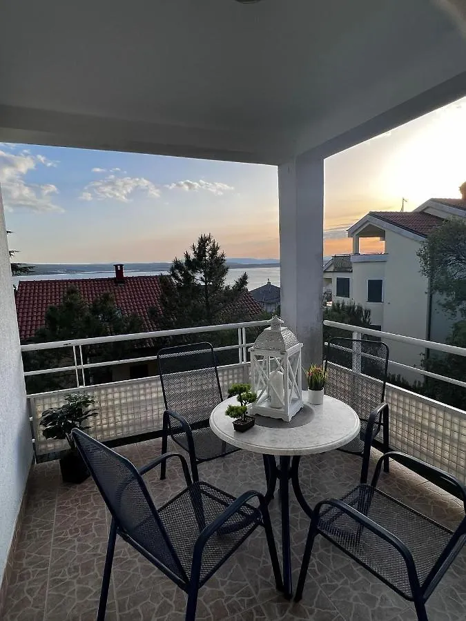 Apartments Golden Palms Dramalj Croatia