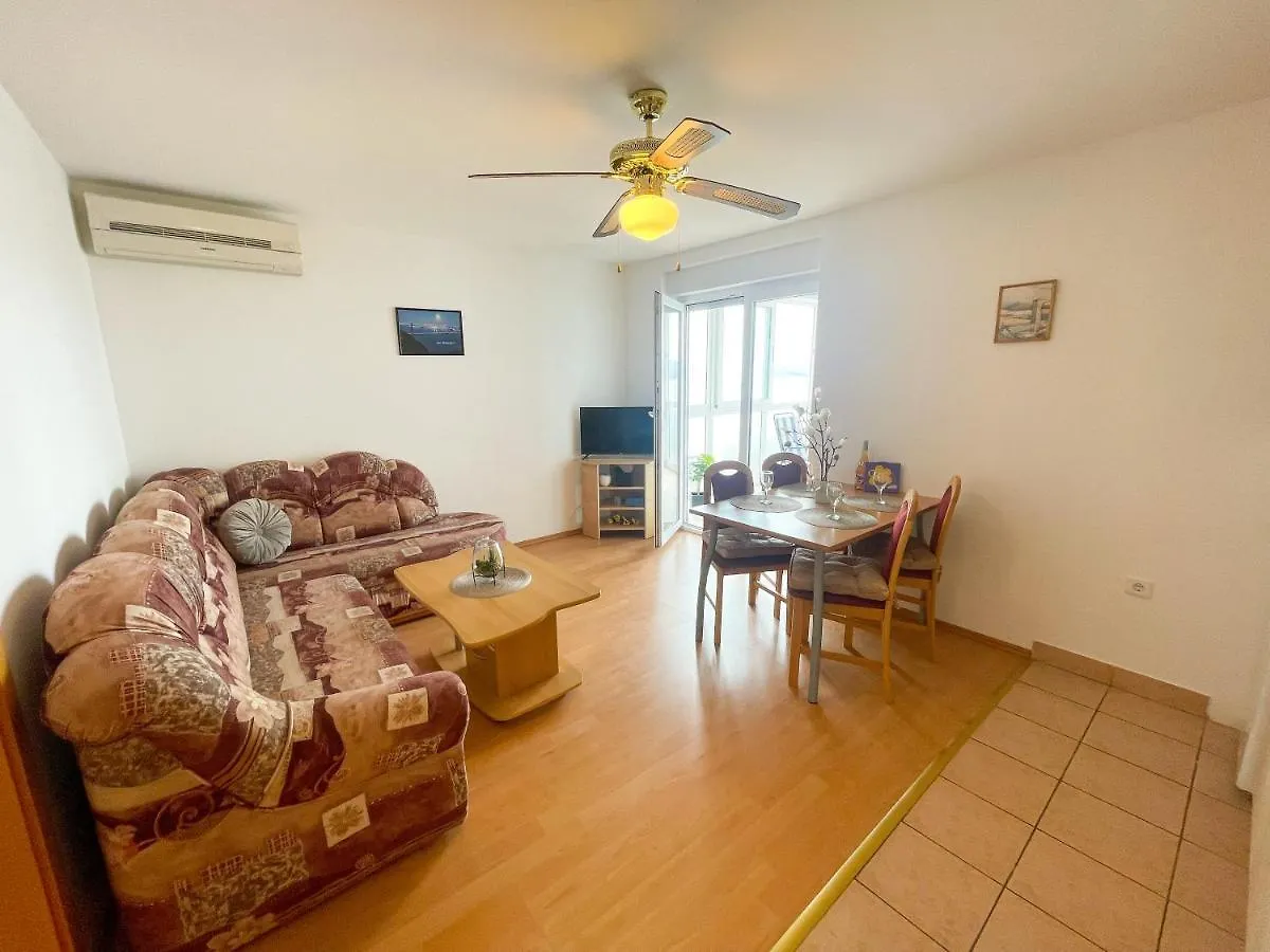 Apartments Golden Palms Dramalj