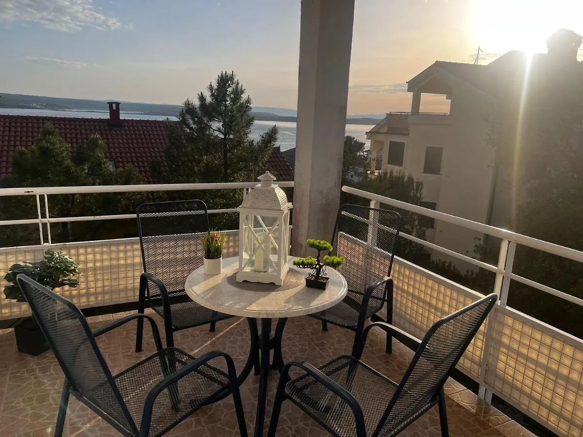 Apartments Golden Palms Dramalj Croatia