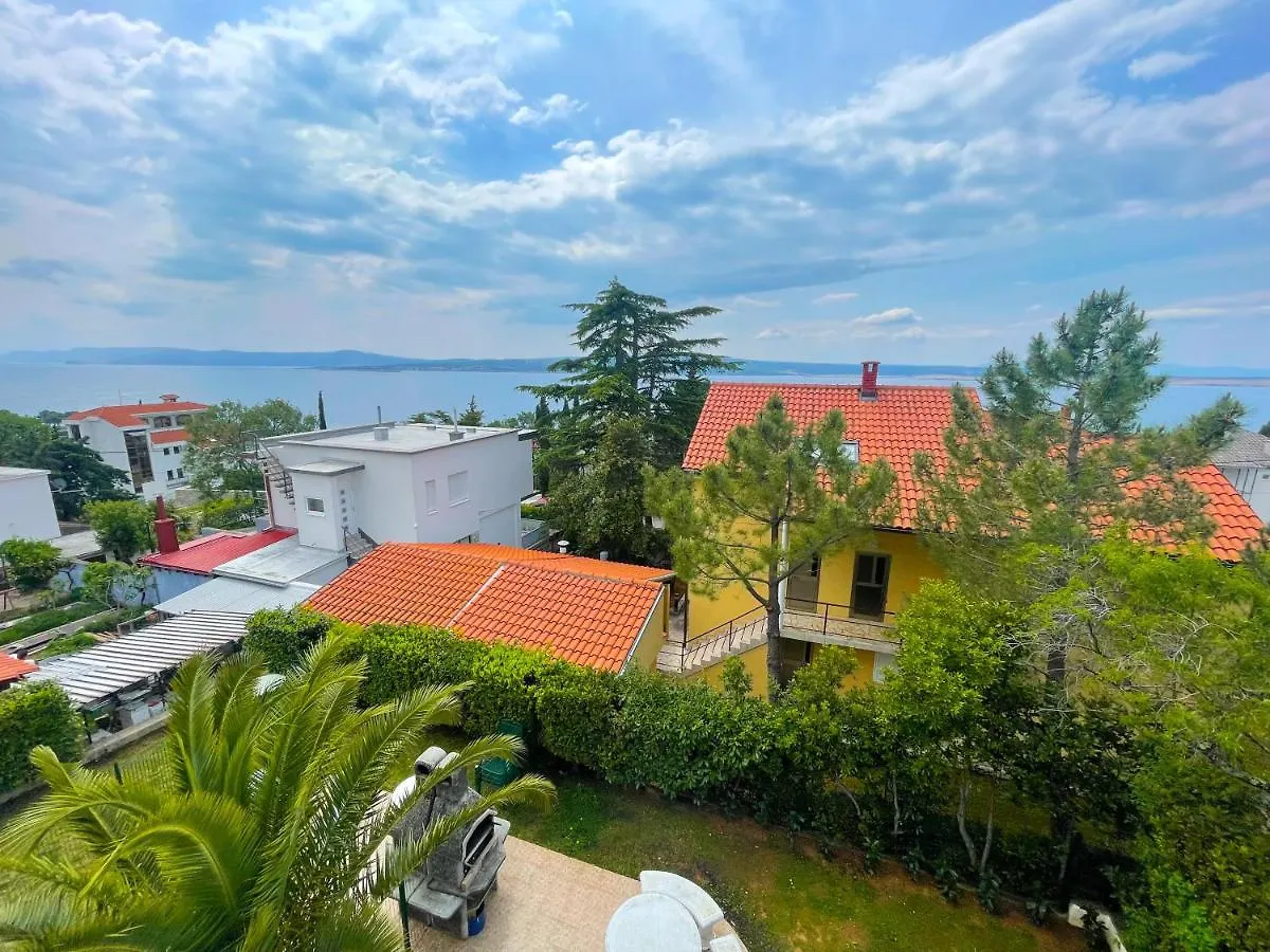 Apartments Golden Palms Dramalj