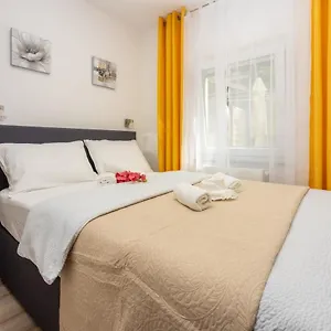 Ana Apartman